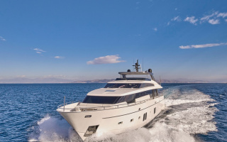 GOLDEN YACHT 4