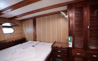AEGEAN CLIPPER 21