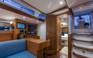 CIRRUS 8