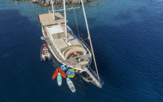 QUEEN OF SEA 4