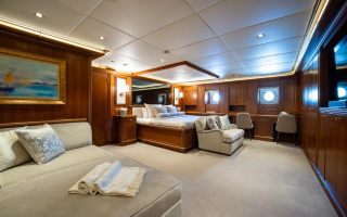 THE LANGLEY 17