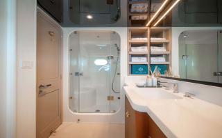 SEA BEAR 20