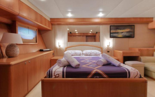 SEAYACHT 9