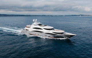 CHAMPAGNE SEAS 54