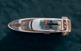 INS LAND 21