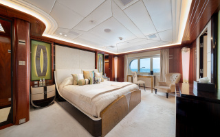 AMARYLLIS 43
