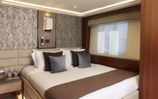 IMPERIAL PRINCESS BEATRICE 38