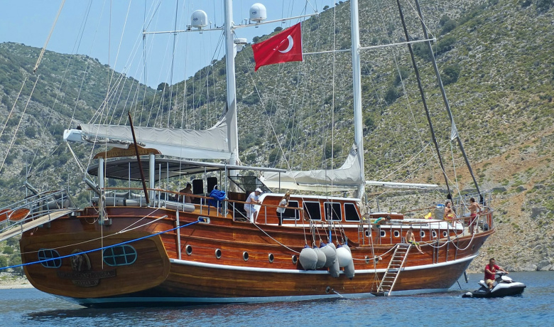 KAPTAN MEHMET BUGRA