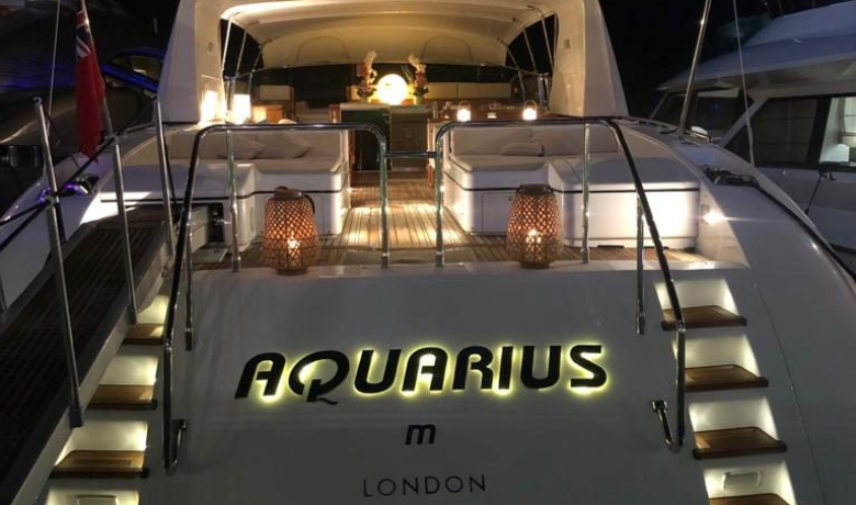 AQUARIUS M