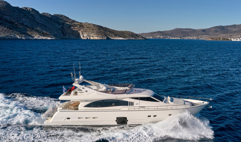 GOLDEN YACHT
