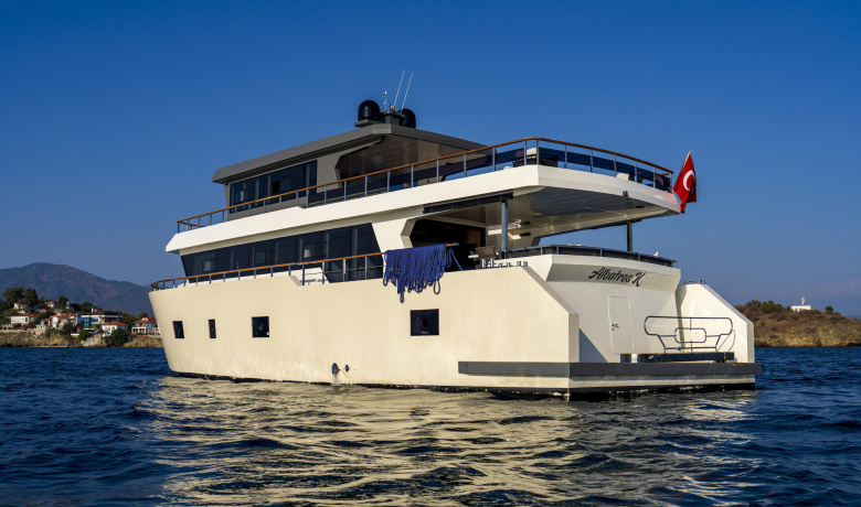 ALBATROS EXPLORER